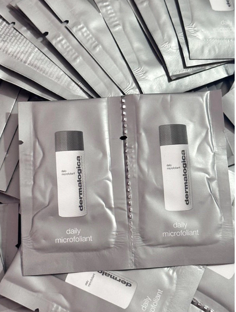 Sample tẩy da chết vật lí Dermalogica cám gạo